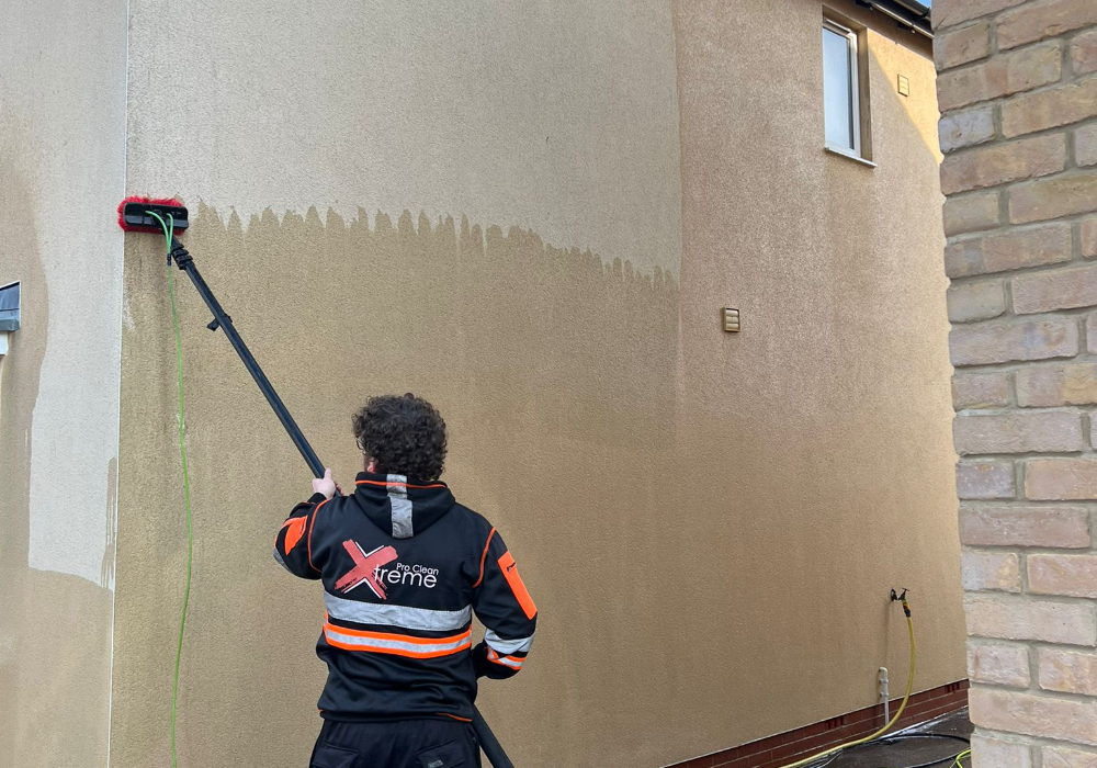 render cleaners in cambridgeshire