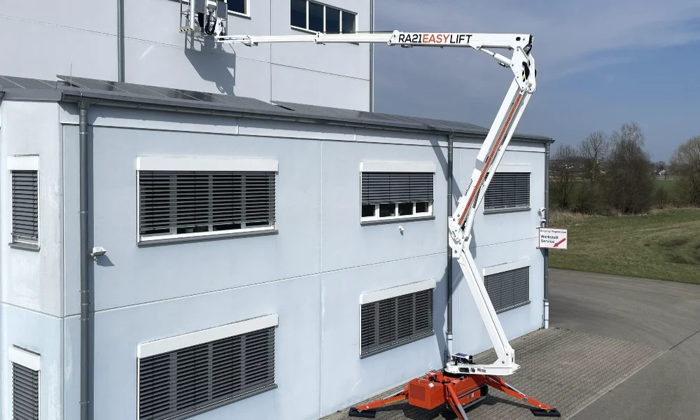 Can I Hire a Cherry Picker With an Operator?